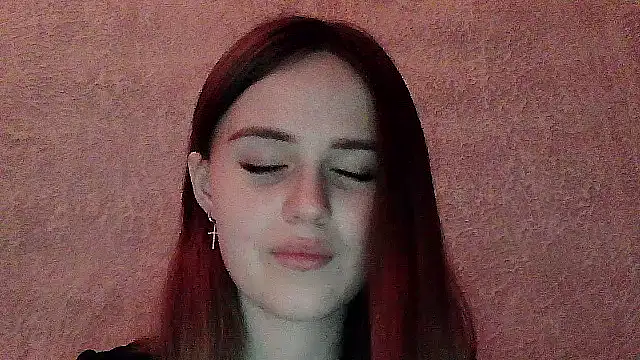 SweetLoraa online show from 12-19-25, 04:31