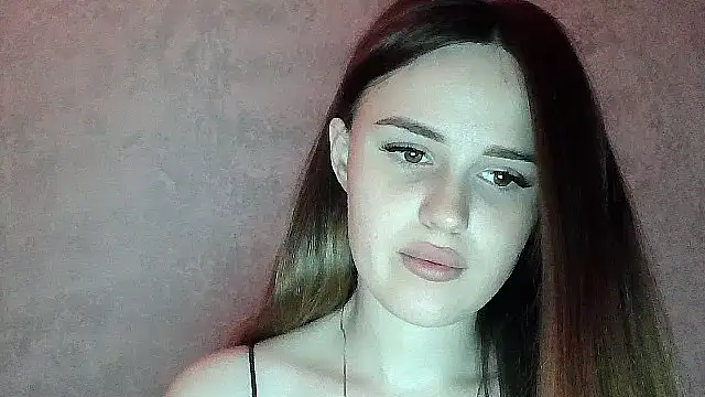 Snapshot of SweetLoraa chatting on 05-21-26, 06:16 SweetLoraa online show from 05-21-26, 06:16