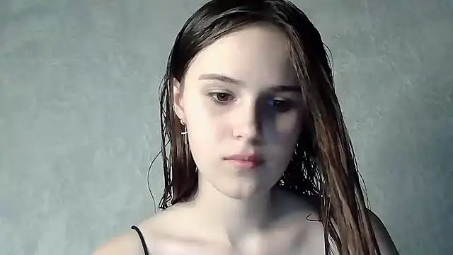 SweetLoraa online show from 09-14-25, 07:03