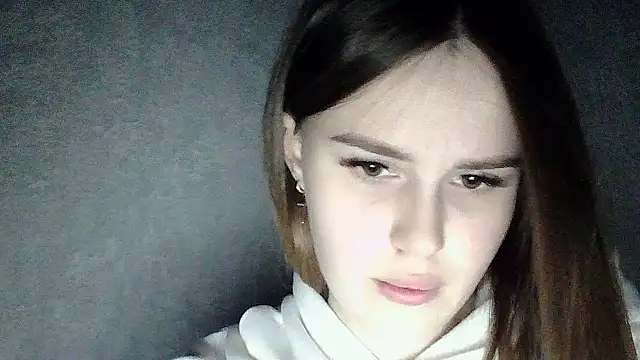 SweetLoraa online show from 02-10-26, 04:28