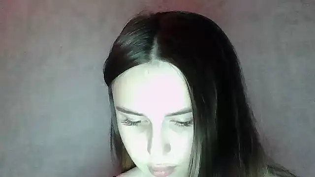 SweetLoraa online show from 06-24-26, 09:56
