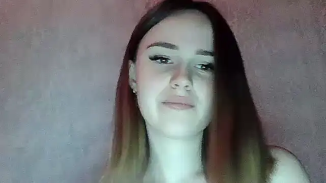 SweetLoraa online show from 01-14-26, 06:11