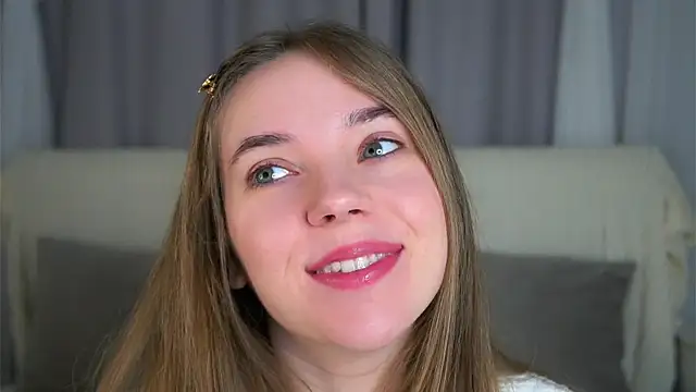 Snapshot of KarriBrownd chatting on 01-06-26, 01:09 KarriBrownd online show from 01-06-26, 01:09