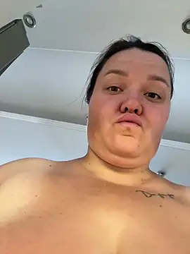 SunnyLeila2101 online show from 06-27-26, 11:05