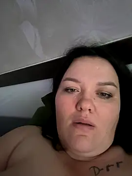 SunnyLeila2101 online show from 10-25-25, 05:06