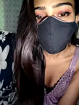 Crystil love-21 online show from 11-17-25, 10:52