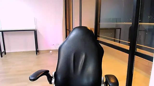 Snapshot of your_babydoll_ chatting on 04-22-26, 05:25 your babydoll online show from 04-22-26, 05:25