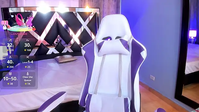 Emma Petiite online show from 01-15-26, 06:33