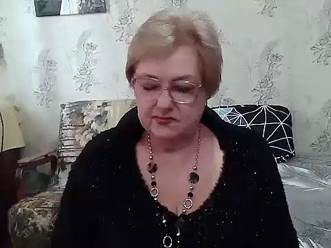 Snapshot of Renata62011 chatting on 03-04-26, 01:41 Renata62011 online show from 03-04-26, 01:41