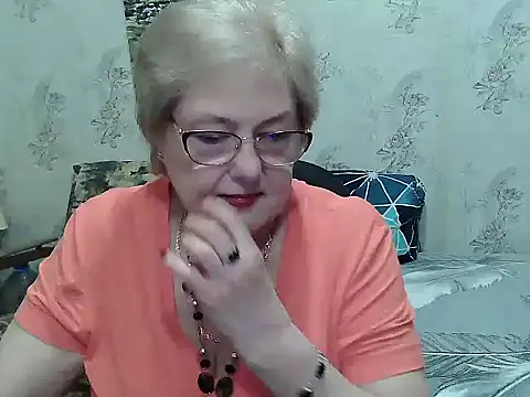 Snapshot of Renata62011 chatting on 06-11-26, 12:35 Renata62011 online show from 06-11-26, 12:35