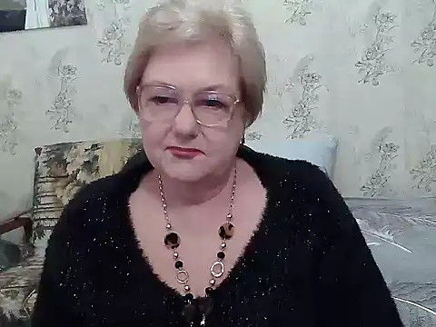 Snapshot of Renata62011 chatting on 03-10-26, 06:28 Renata62011 online show from 03-10-26, 06:28