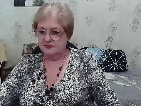 Snapshot of Renata62011 chatting on 02-19-26, 01:52 Renata62011 online show from 02-19-26, 01:52