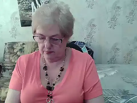 Snapshot of Renata62011 chatting on 06-02-26, 11:43 Renata62011 online show from 06-02-26, 11:43