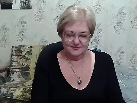 Renata62011 online show from 10-28-25, 04:17