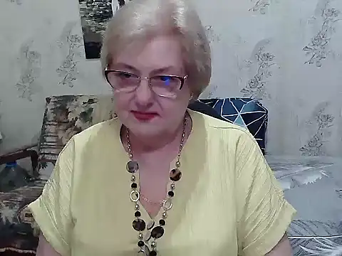 Snapshot of Renata62011 chatting on 06-03-26, 11:55 Renata62011 online show from 06-03-26, 11:55