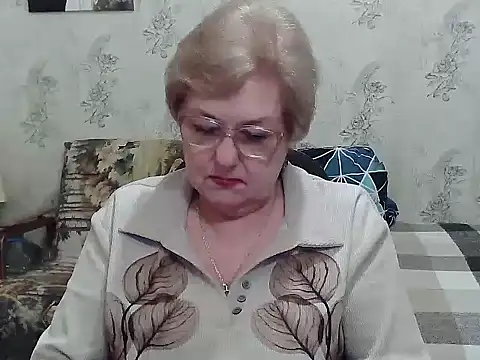 Snapshot of Renata62011 chatting on 02-12-26, 12:38 Renata62011 online show from 02-12-26, 12:38