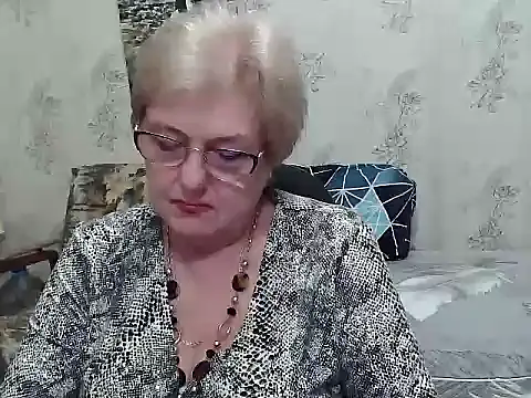 Snapshot of Renata62011 chatting on 06-04-26, 05:39 Renata62011 online show from 06-04-26, 05:39