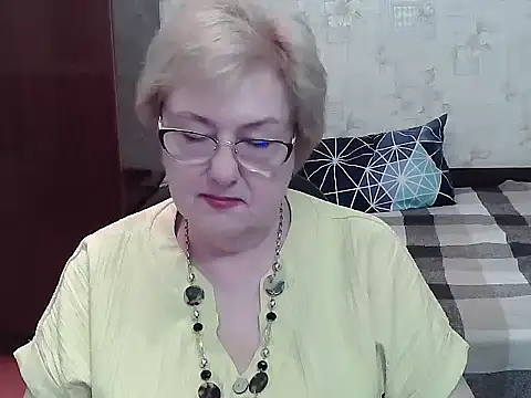 Snapshot of Renata62011 chatting on 06-27-26, 01:50 Renata62011 online show from 06-27-26, 01:50