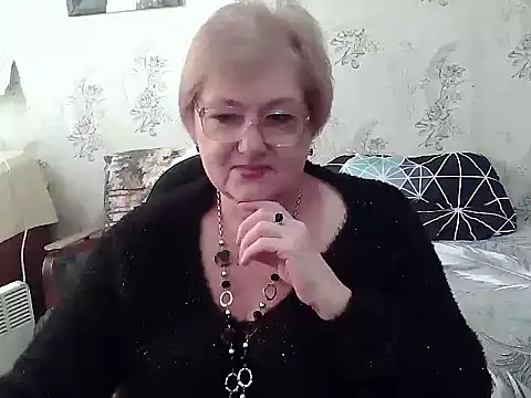 Snapshot of Renata62011 chatting on 02-21-26, 12:40 Renata62011 online show from 02-21-26, 12:40