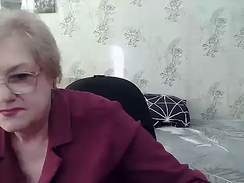 Snapshot of Renata62011 chatting on 03-18-26, 12:41 Renata62011 online show from 03-18-26, 12:41