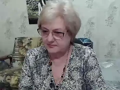 Snapshot of Renata62011 chatting on 06-04-26, 04:28 Renata62011 online show from 06-04-26, 04:28