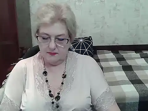 Snapshot of Renata62011 chatting on 07-09-26, 12:26 Renata62011 online show from 07-09-26, 12:26