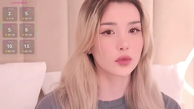 Nesolla online show from 02-24-26, 07:15