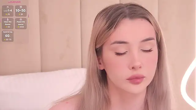 Nesolla online show from 01-06-26, 10:47