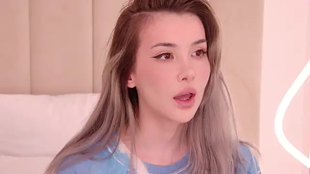 Nesolla online show from 03-30-26, 09:11