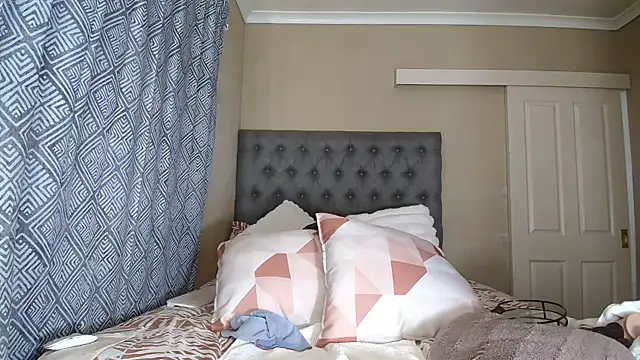 nanababe1 online show from 04-03-26, 07:59