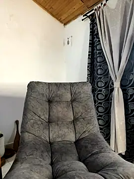 ArturoCardona  online show from 10-10-25, 11:33