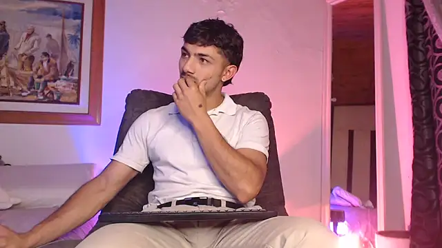 ArturoCardona  online show from 03-19-26, 11:38