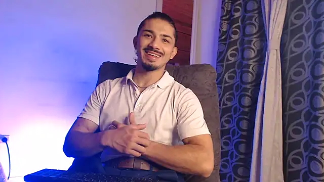 Snapshot of ArturoCardona_ chatting on 07-03-26, 11:17 ArturoCardona online show from 07-03-26, 11:17