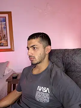 ArturoCardona  online show from 10-20-25, 12:06