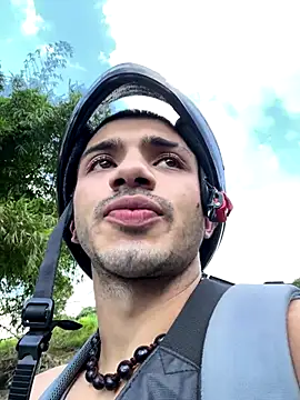 ArturoCardona  online show from 10-14-25, 10:53