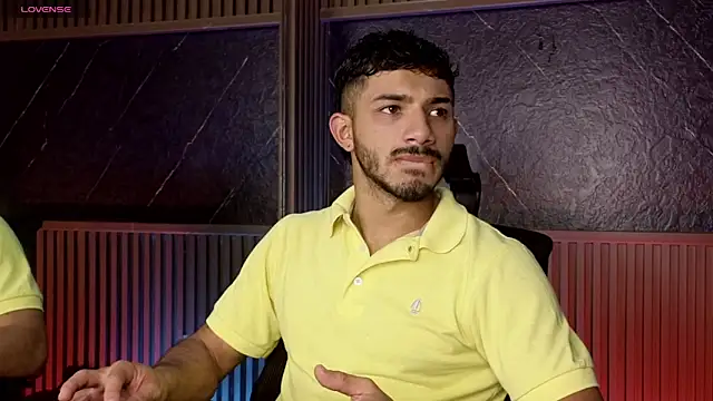 ArturoCardona  online show from 02-20-26, 05:15