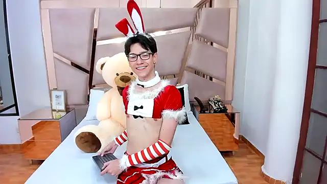 AustinFluf online show from 09-19-25, 11:47