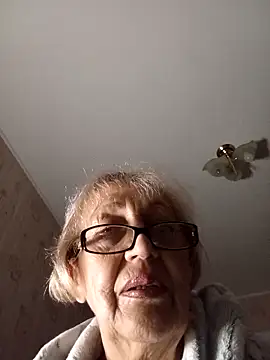 Snapshot of Anatolia5961 chatting on 10-21-25, 03:22 Anatolia5961 online show from 10-21-25, 03:22
