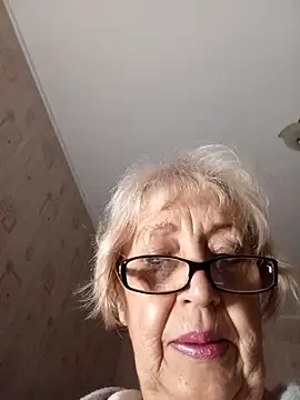 Snapshot of Anatolia5961 chatting on 10-18-25, 03:08 Anatolia5961 online show from 10-18-25, 03:08