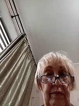 Snapshot of Anatolia5961 chatting on 09-18-25, 03:48 Anatolia5961 online show from 09-18-25, 03:48