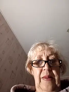Snapshot of Anatolia5961 chatting on 10-12-25, 03:41 Anatolia5961 online show from 10-12-25, 03:41