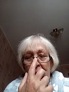 Anatolia5961 online show from 12-14-25, 01:06