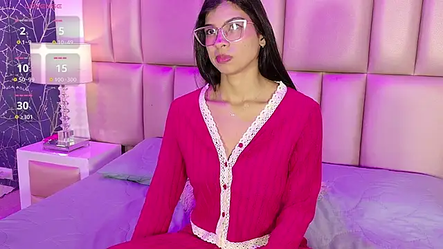 Lola Pierce online show from 01-09-26, 04:19