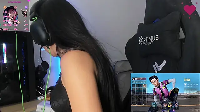 Snapshot of Aishelyng chatting on 02-25-26, 03:51 Aishelyng online show from 02-25-26, 03:51