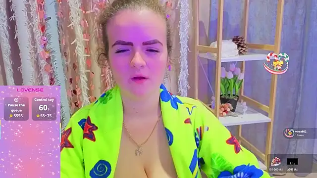 Luisa Rosee online show from 12-17-25, 09:31