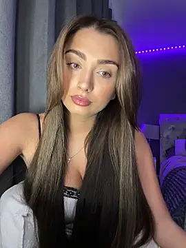 Snapshot of ellariverss chatting on 06-12-26, 03:59 ellariverss online show from 06-12-26, 03:59
