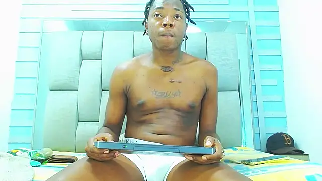 Snapshot of Black_Fire10 chatting on 01-16-26, 07:07 Black Fire10 online show from 01-16-26, 07:07