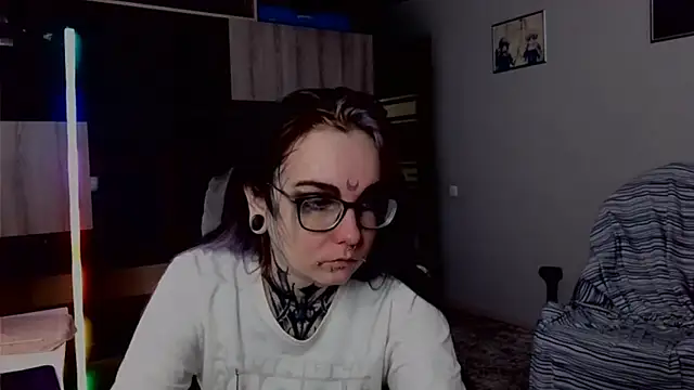 HighelikeGirl online show from 09-27-25, 08:09