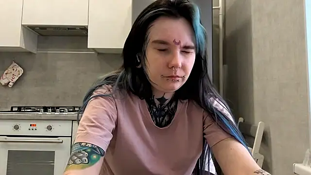 HighelikeGirl online show from 03-12-26, 07:45