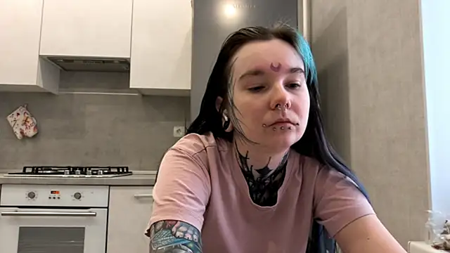 HighelikeGirl online show from 03-05-26, 06:10